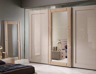 Schrank Linear, Saber