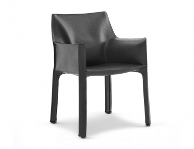 Stuhl Cab 413 auf Metallrahmen, Cassina