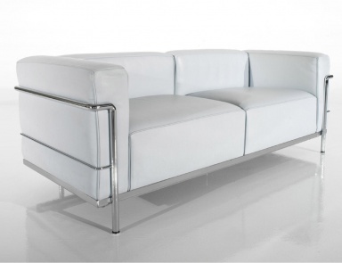 Sofa Zweisitzer LC3 auf einem Rahmen aus verchromtem Stahl, Cassina