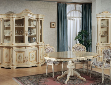 Schaufenster Luigi XIV, RM Arredamenti
