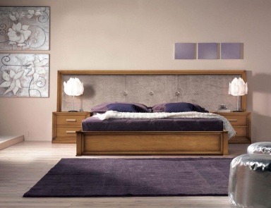 Kingsize-Bett mit breitem Kopfteil, Sangiorigo