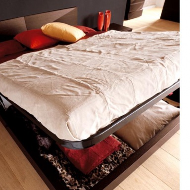 Bett Diamante