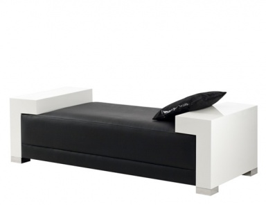 Bench Montaigne, JNL