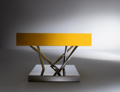 Tisch Sottsass, Laurameroni