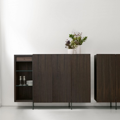 Schrank Tiller