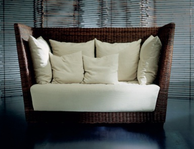 Sofa mit hoher Rückenlehne schwarz 02, Gervasoni