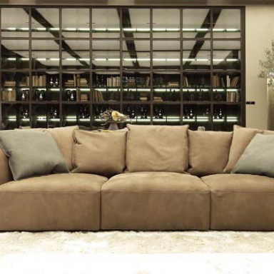 Sofa Blow