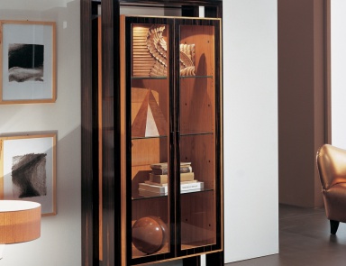 Schaufenster E1318 mit Schwingtüren, Annibale Colombo