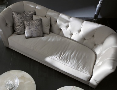 Sofa mit стеганной Rückenlehne Butterfly,Opera Сontemporary
