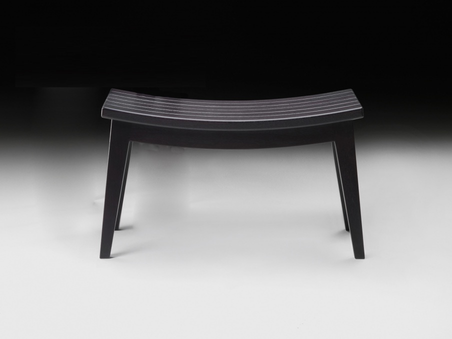 Sitzmöbel Hocker aus Massivholz Kuka, Flexform