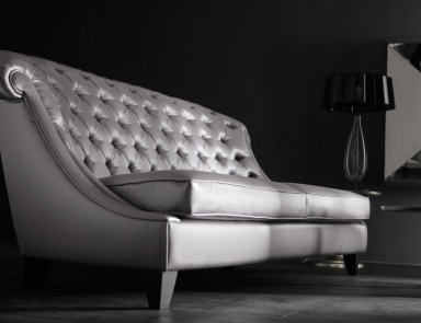 Sofa mit hoher Rückenlehne Magda, Angelo Cappellini (rotes Sofa)