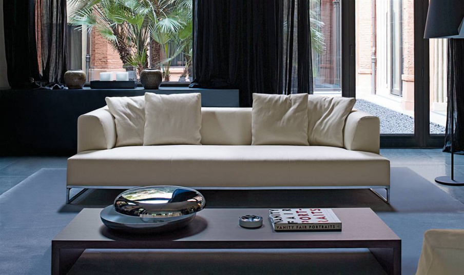 Dreibettzimmer Sofa Solo, B&B Italia