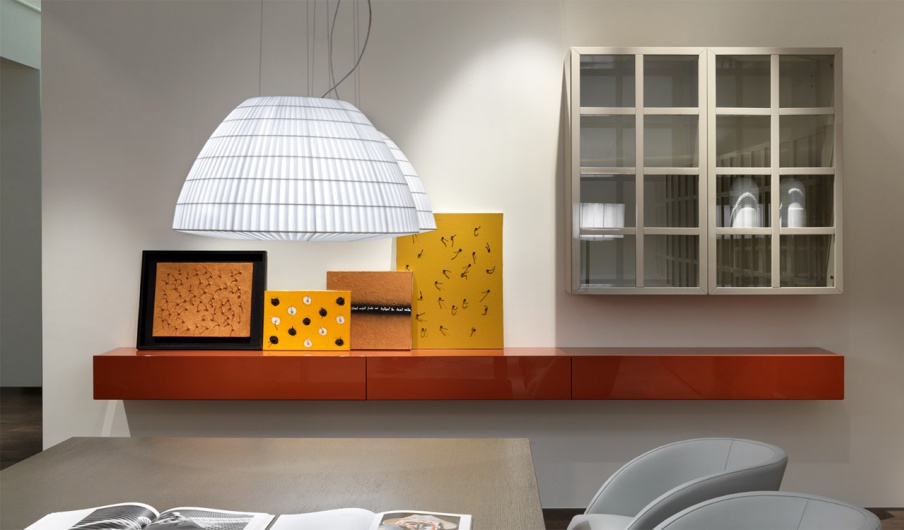 Modulares System mit Schaufenster Time, Besana
