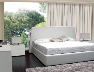 Doppelbett mit gepolstertem Kopfteil Clio, Besana