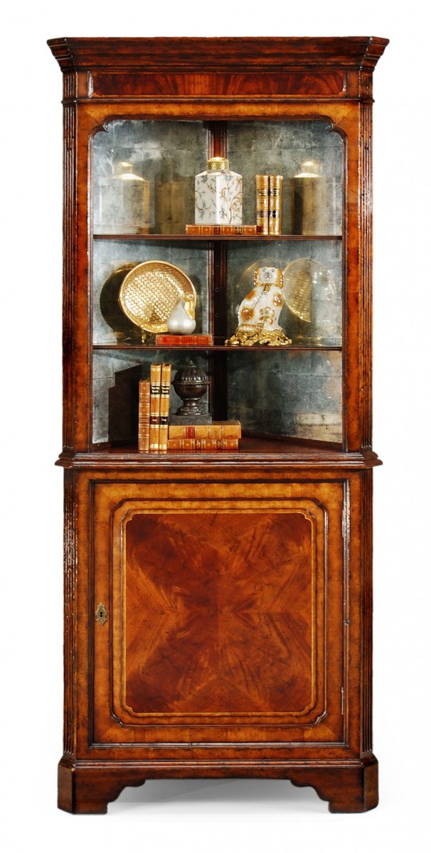 Ecke Schrank mit offenen Regalen Buckingham, Jonathan Charles