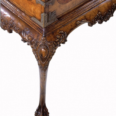 Bartisch Gestell Queen Anne