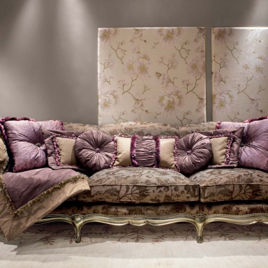 Dreibettzimmer Sofa Gaudi