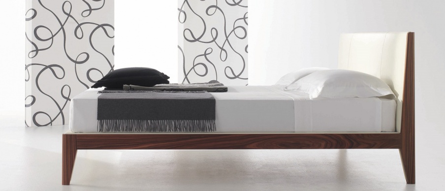 Doppelbett mit gepolstertem Kopfteil Mirago, Galimberti Nino