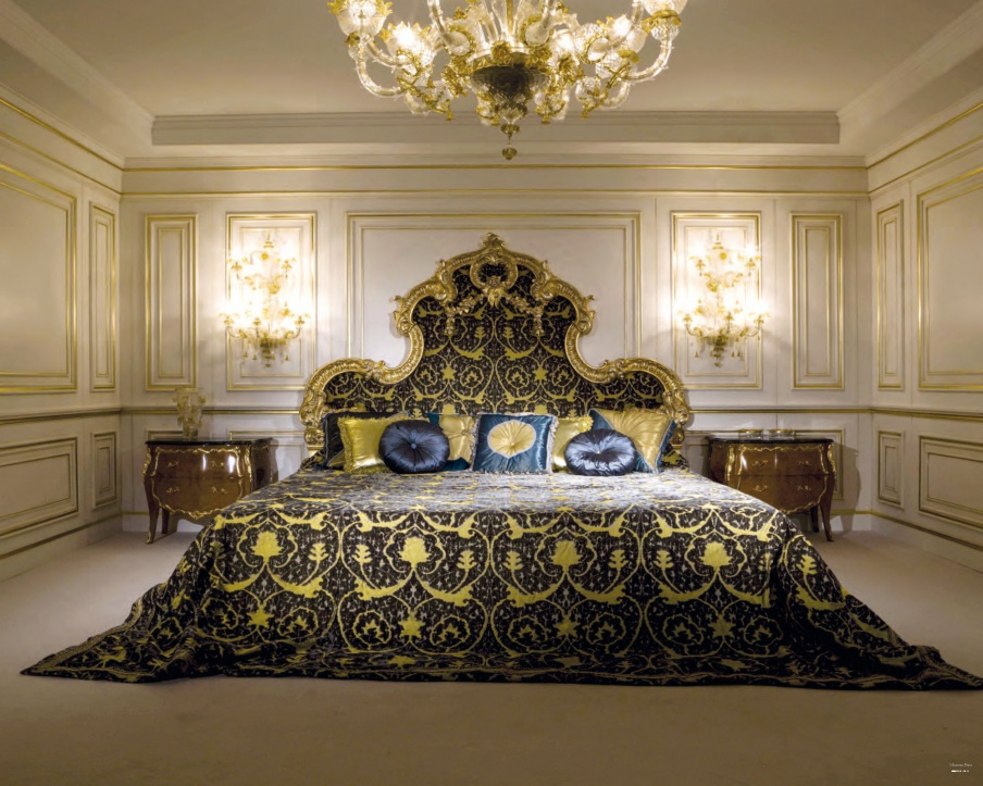 Doppelbett mit hohem Kopfteil c CS Masterpieces, Colombo Stile