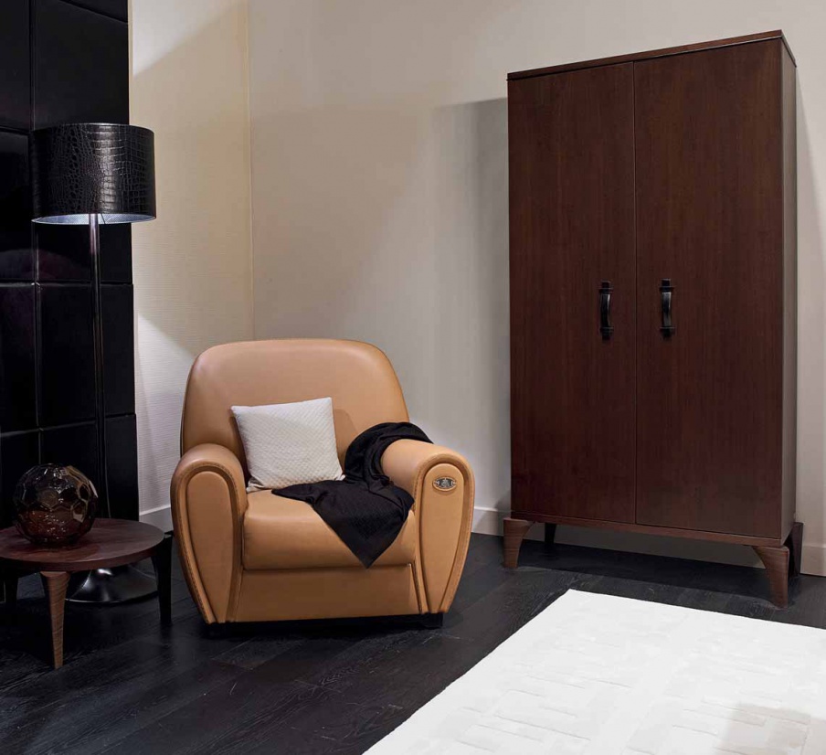 Schrank Raffles