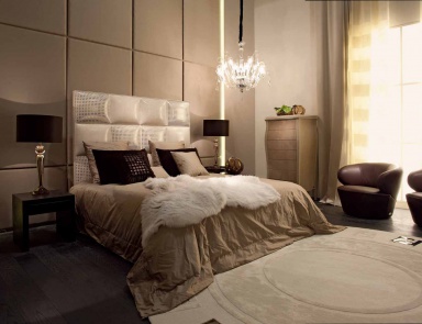 Doppelbett mit gepolstertem Kopfteil Diamante
