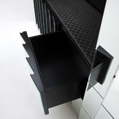 Schrank für TV Rue Cambon
