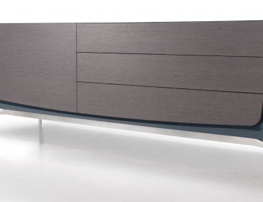 Kommode MBS 007 in der Veredelung von Leder, Formitalia