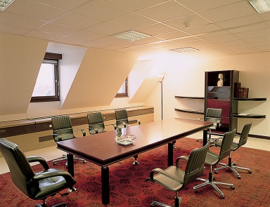 Tisch für Konferenzzentrum Ruthy tavolo, Il Loft