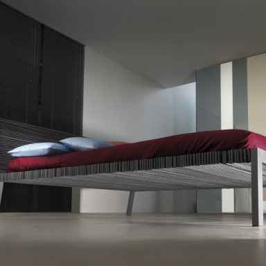 Bett Steps B
