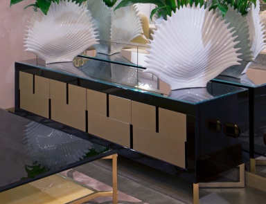 Unterschrank für Fernseher mit Metallbeinen Terragni, Formitalia