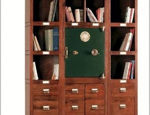 Schrank mit integriertem Safe, Maggi Massimo