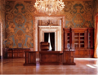 Schrank aus massivem Nussbaum Scrivania G7 / Presidential office, Mascheroni