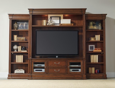 Möbel für TV Clermont, Hooker Furniture