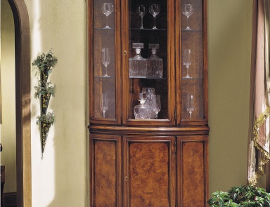 Vitrine aus Holz, Francesco Molon