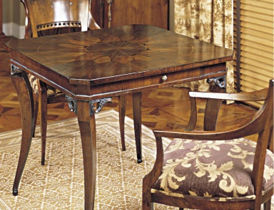 Spieltisch aus Holz, Francesco Molon