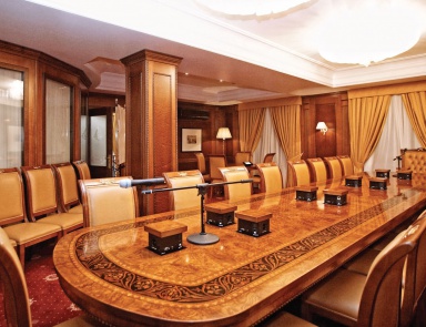 Besprechungszimmer, Francesco Molon