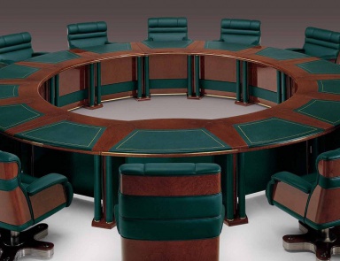 Der Tisch FR die Verhandlungen, Elledue