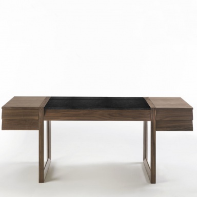 Tisch Elle Ecrit