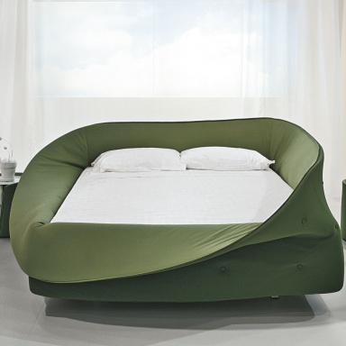 Bett Colletto