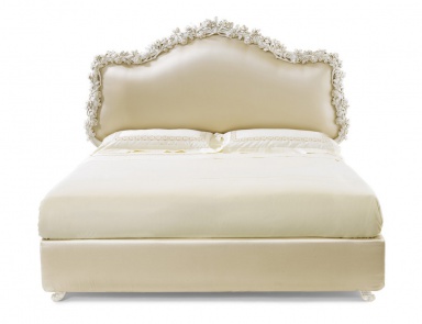 Doppelbett, mit dekorativen Schnitzereien, Roberto Giovannini (Möbel für das Schlafzimmer Provence)