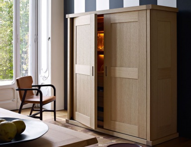 Schrank aus Naturholz Convivium, Maxalto