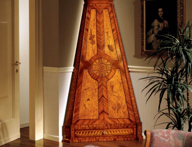 Eckschrank aus massivem Holz, Armando Rho