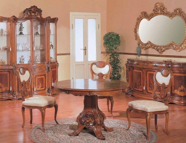 Die Garnitur für das Esszimmer mit geschnitzten Tisch, Fratelli Radiceс