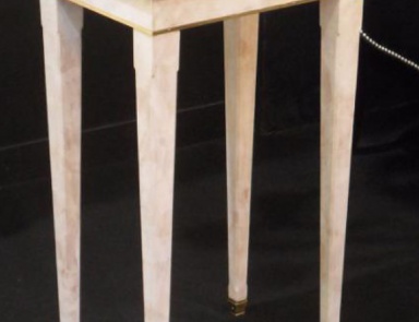Hocker auf hohen Beinen TA SP 233, Bassaisteguy-Masson