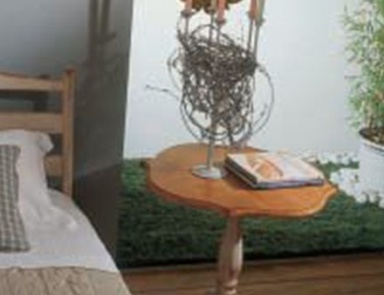 Couchtisch auf einem Bein, Salda