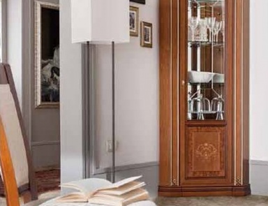 Eck-Vitrine Verona, Maronese