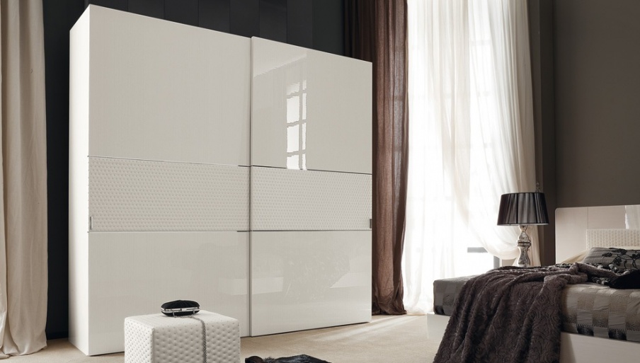 Stilvolle Kleiderschrank Domino , Rossetto Armobil