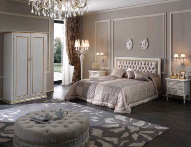 Schlafzimmer (Suite zum Schlafzimmer) mit seinem gepolsterten Kopfteil Scappini & C