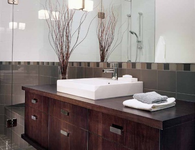 Die Garnitur für das Badezimmer in schpone mit Stahl Beschlägen Contemporary Comp.2, Neff Kitchens (Luxus-Badmöbel)