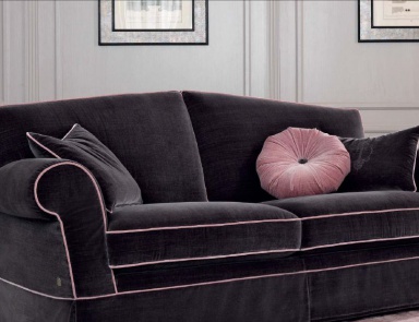 Sofa Dreibettzimmer in der Veredelung von Textilien Todi, Tosconova